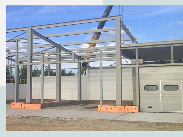 Строительство автосервисов от СтальСтрой-Крс по цене 610 руб.